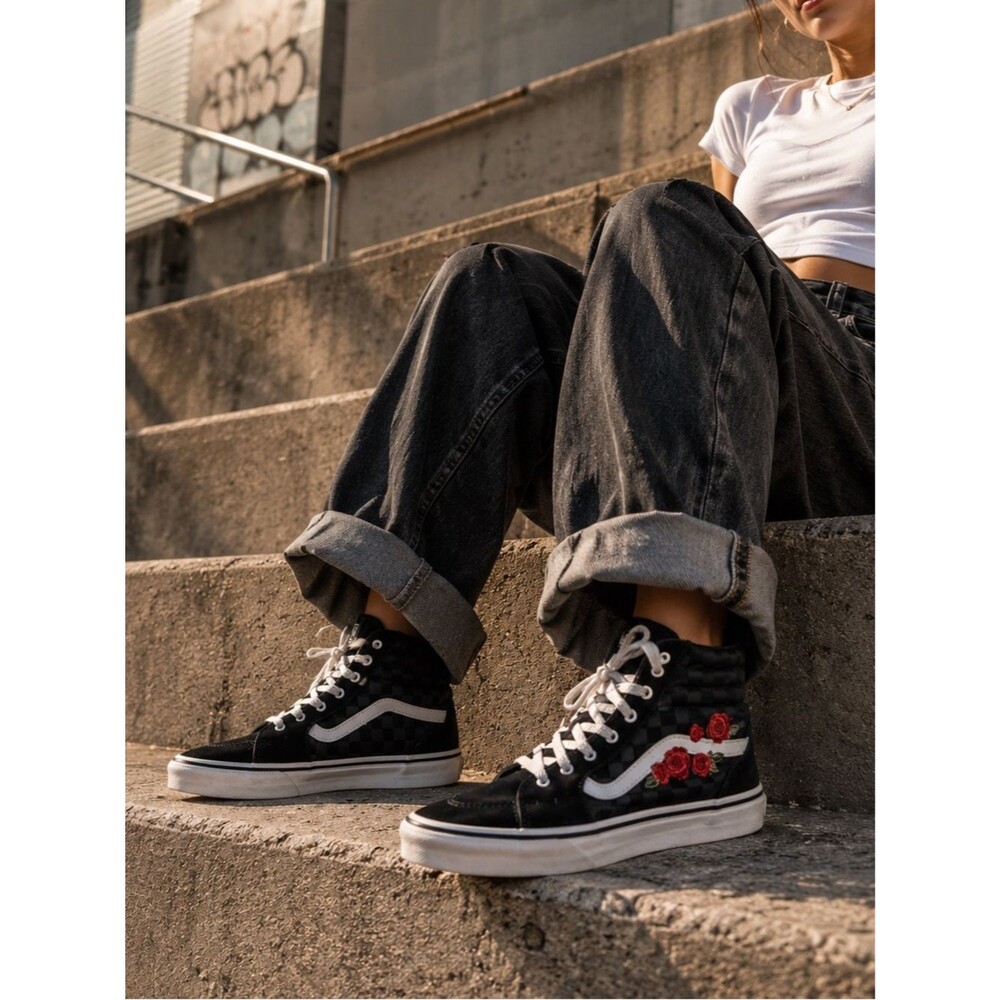 Vans SK8-Hi Womens 5.5 Black Checkerboard Rose Embroidery High Top Sneakers Y2K